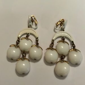 Vintage White Enamel Lucite Drops Dangle Waterfall Earrings